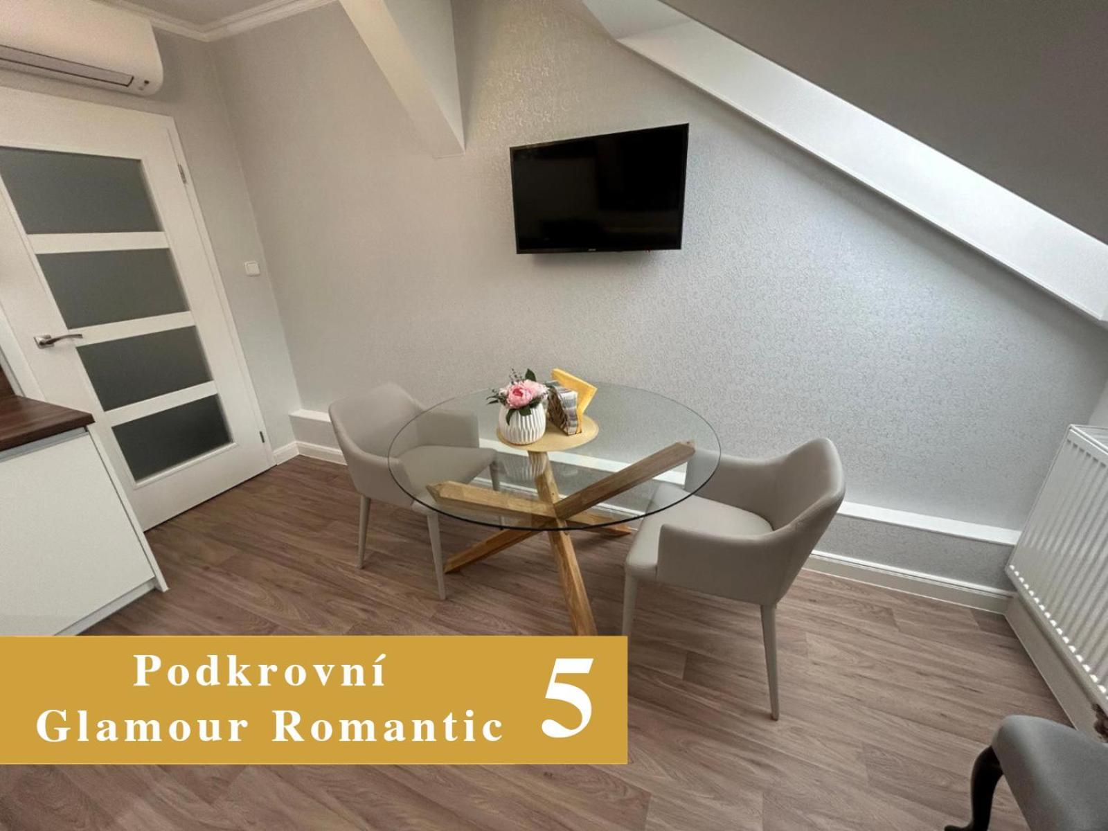 פלזן Efipa Glamour Apartments מראה חיצוני תמונה
