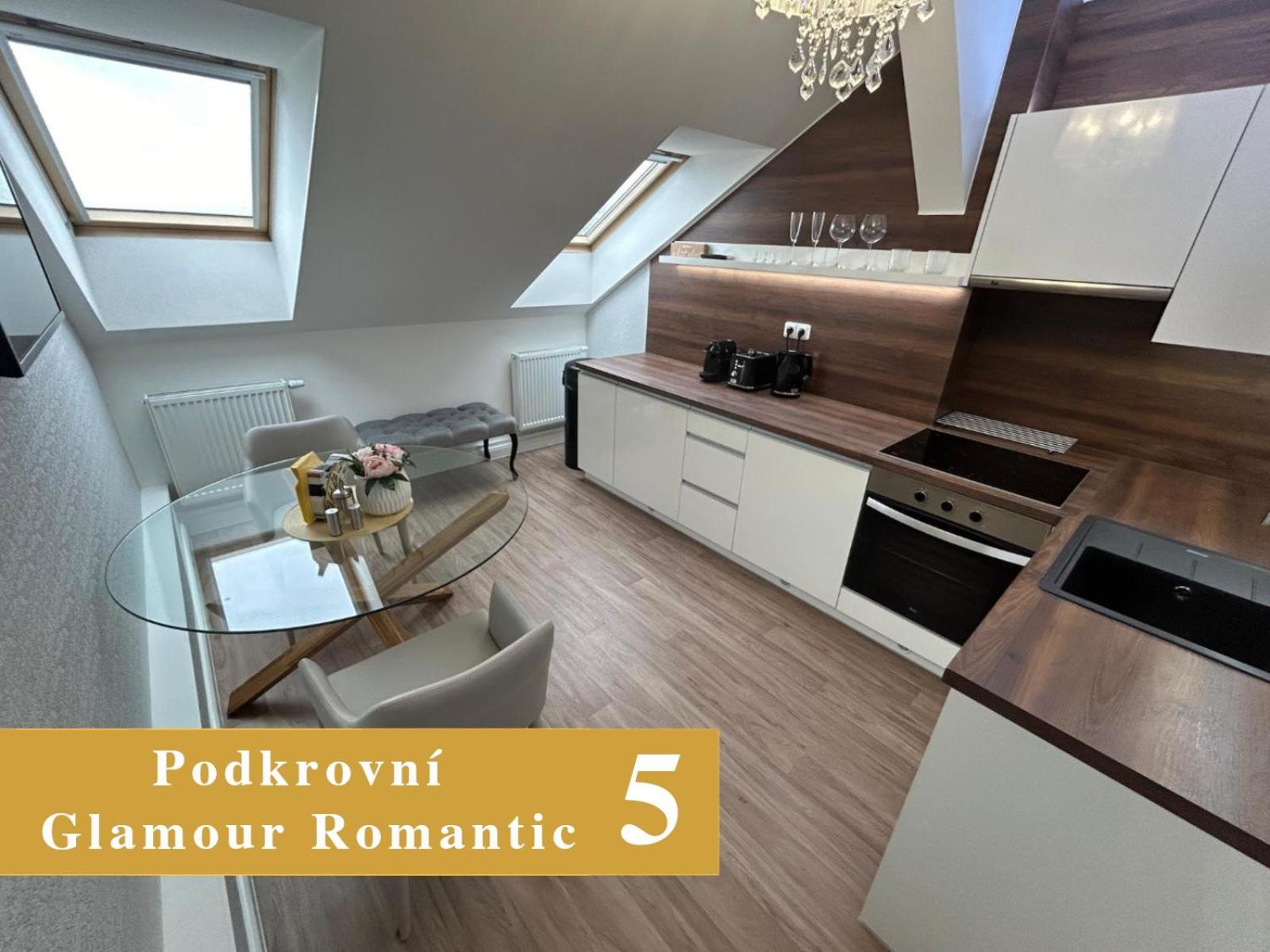 פלזן Efipa Glamour Apartments מראה חיצוני תמונה