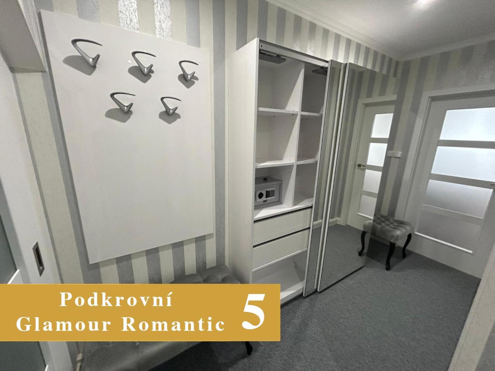 פלזן Efipa Glamour Apartments מראה חיצוני תמונה