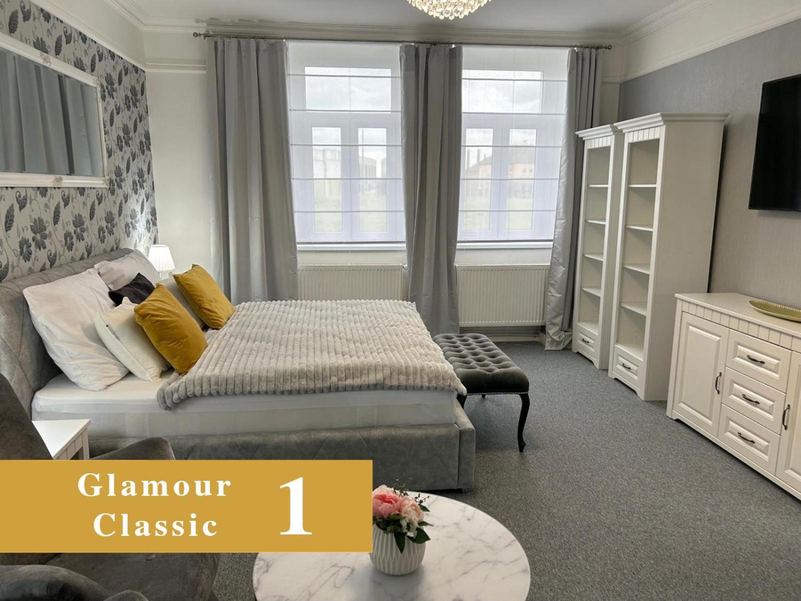 פלזן Efipa Glamour Apartments מראה חיצוני תמונה