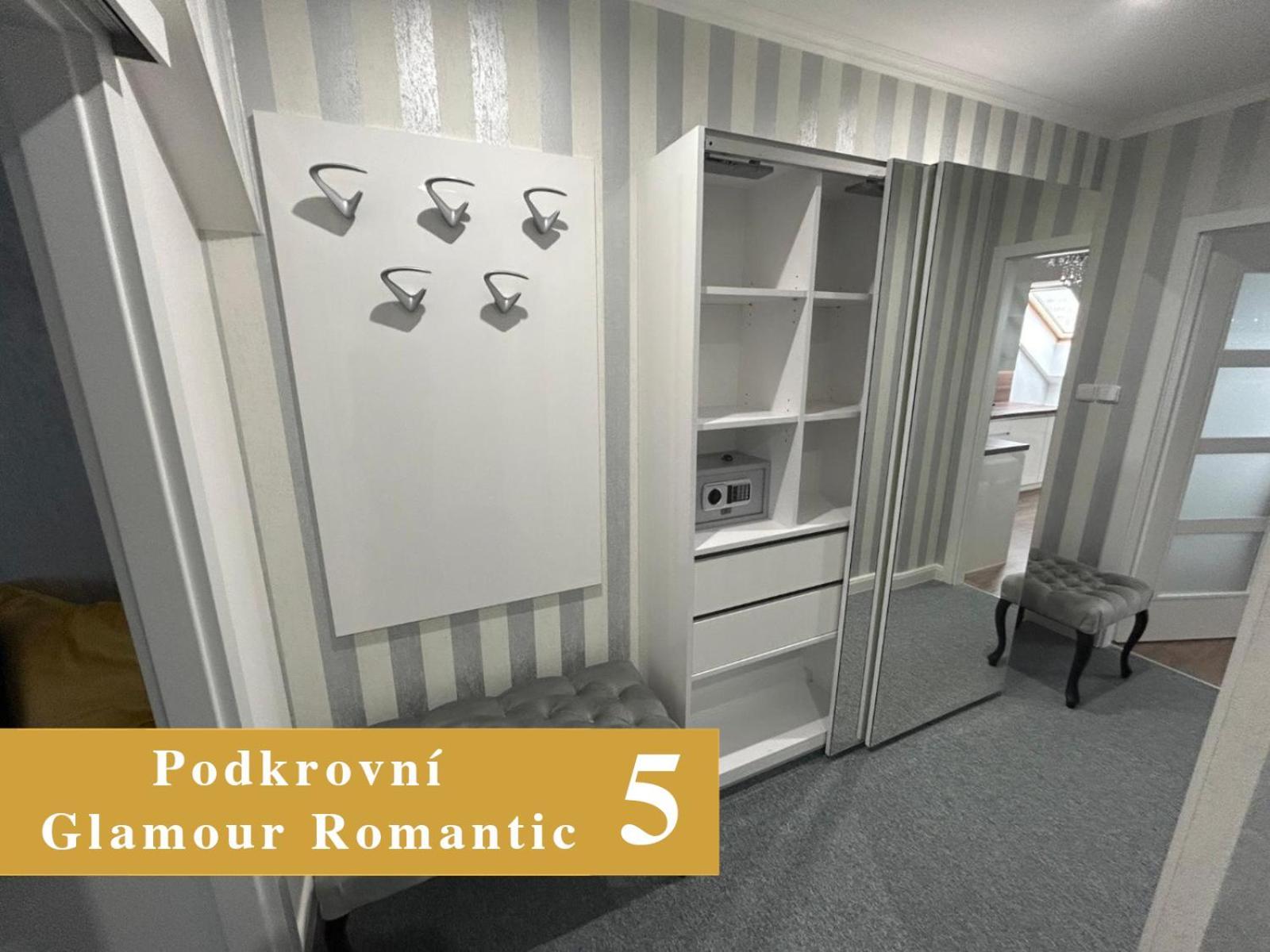 פלזן Efipa Glamour Apartments מראה חיצוני תמונה
